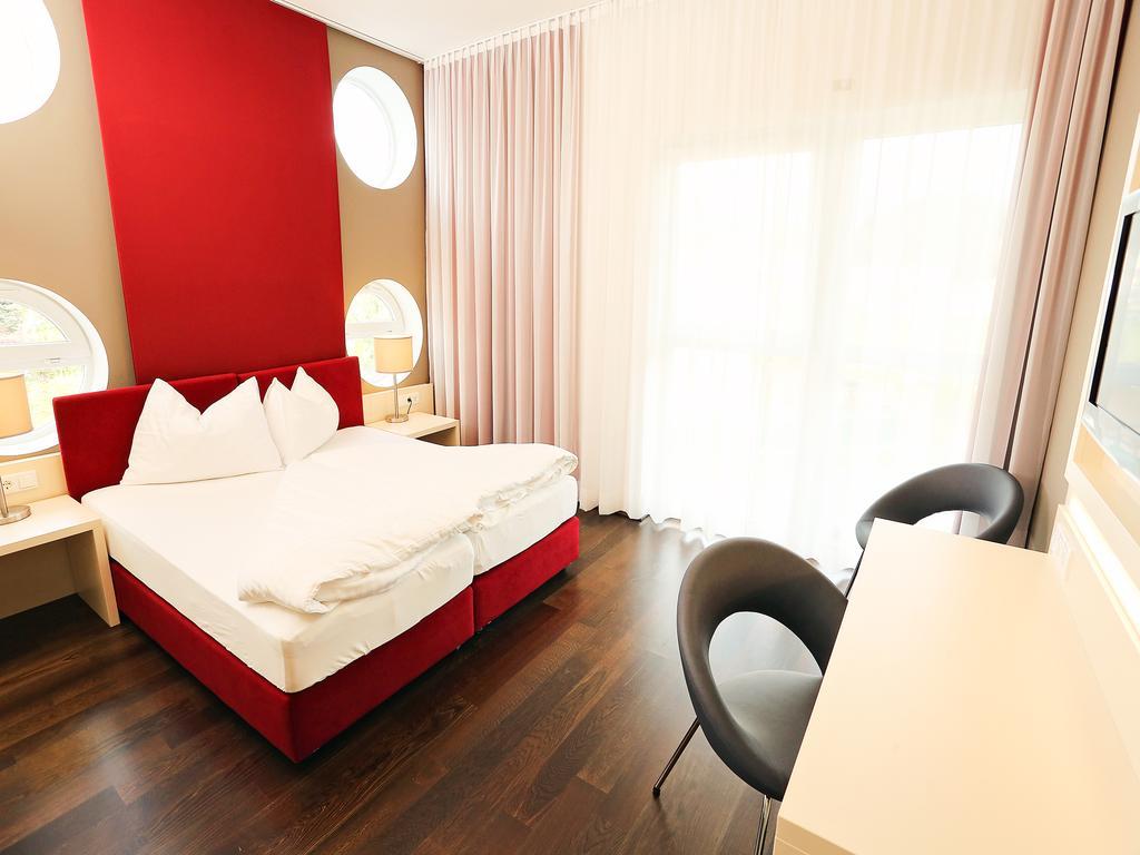 Hotel Royal X Seeboden Oda fotoğraf